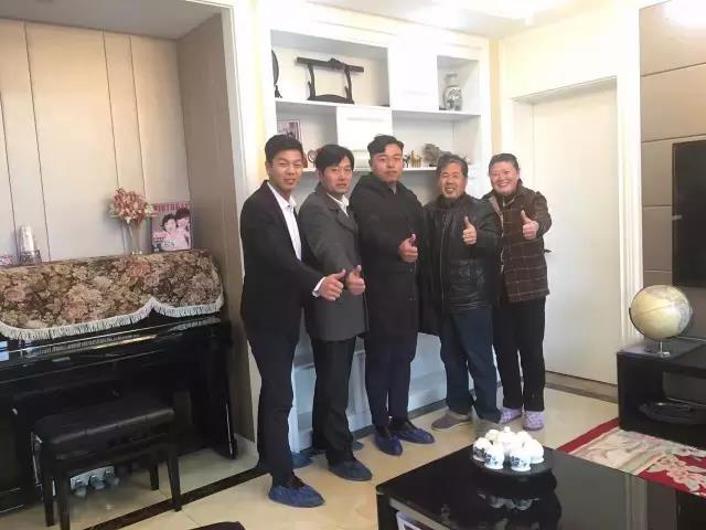 無(wú)錫紫蘋(píng)果裝飾