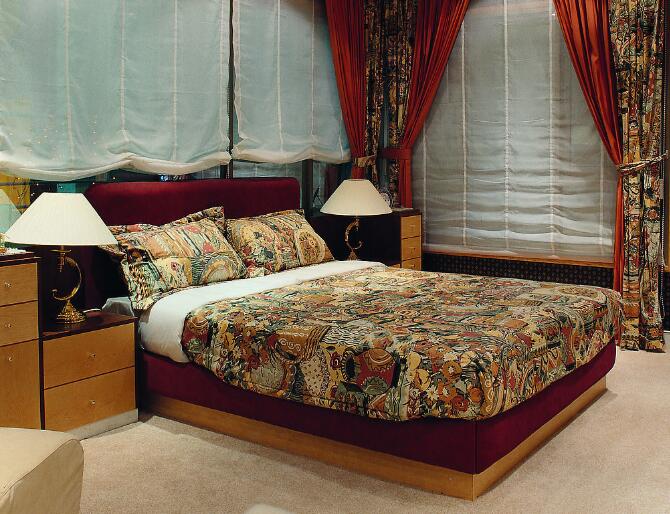 無(wú)錫紫蘋(píng)果裝飾