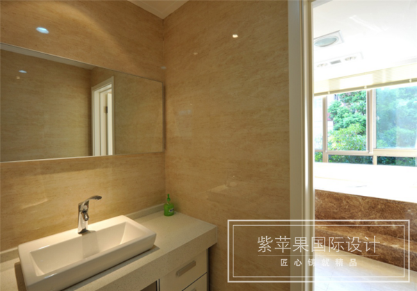 無(wú)錫紫蘋果裝飾