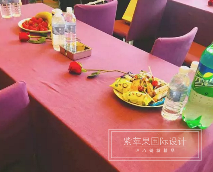 無(wú)錫紫蘋果裝飾