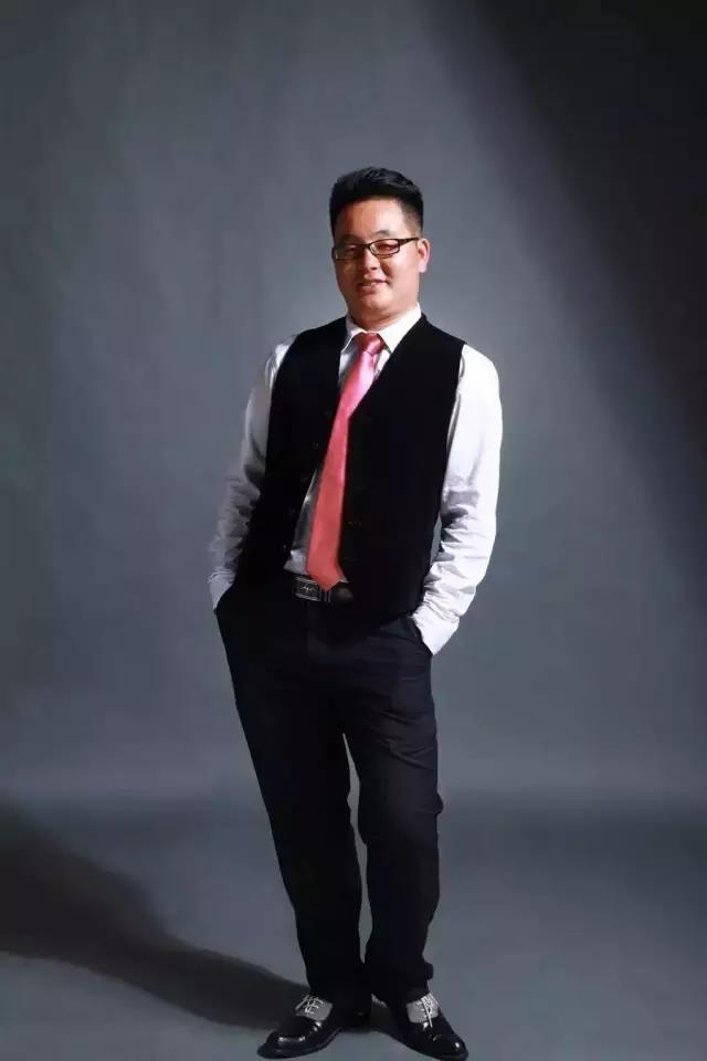 2016年度監(jiān)察客服經(jīng)理冠軍付學(xué)武